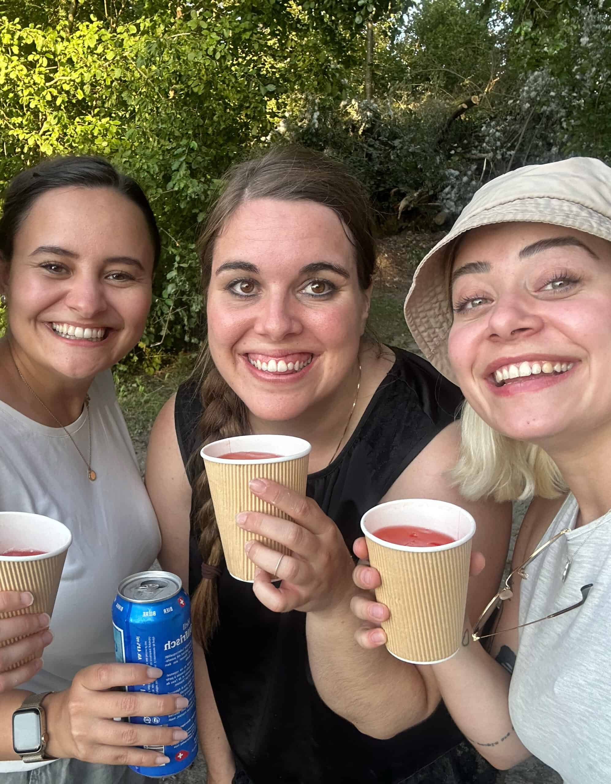 Melanie, Pascale und Whitney